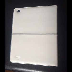 Booq IPad 2 Leather Case